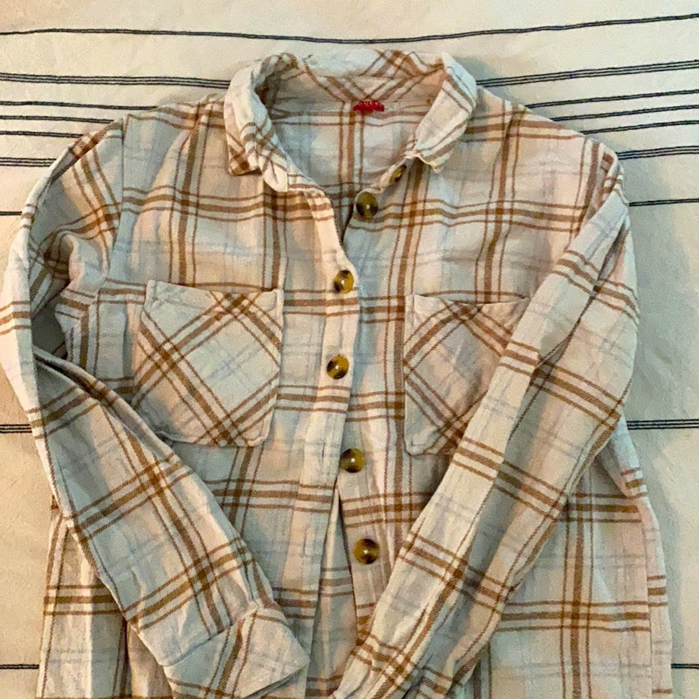 Guess “shacket”